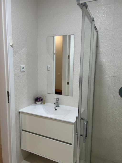 Apartamento Acolhedor Em Aveiro Exteriör bild